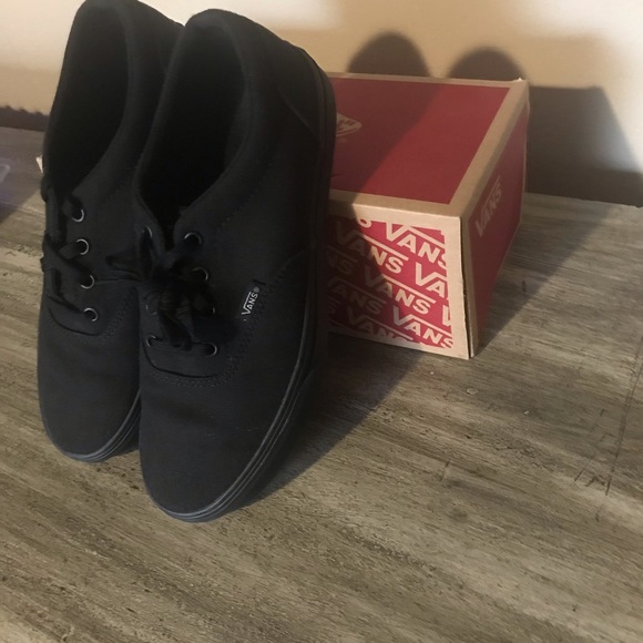 Brand New Black Vans! Size 9 - Picture 9 of 12